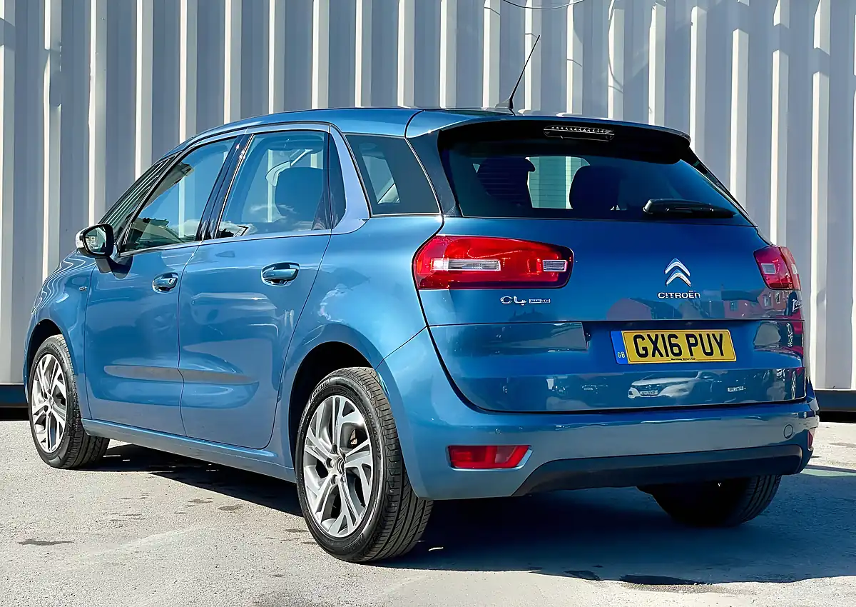 Used 2016 Citroen C4 Picasso Exclusive Blue - Interior and Exterior details 5