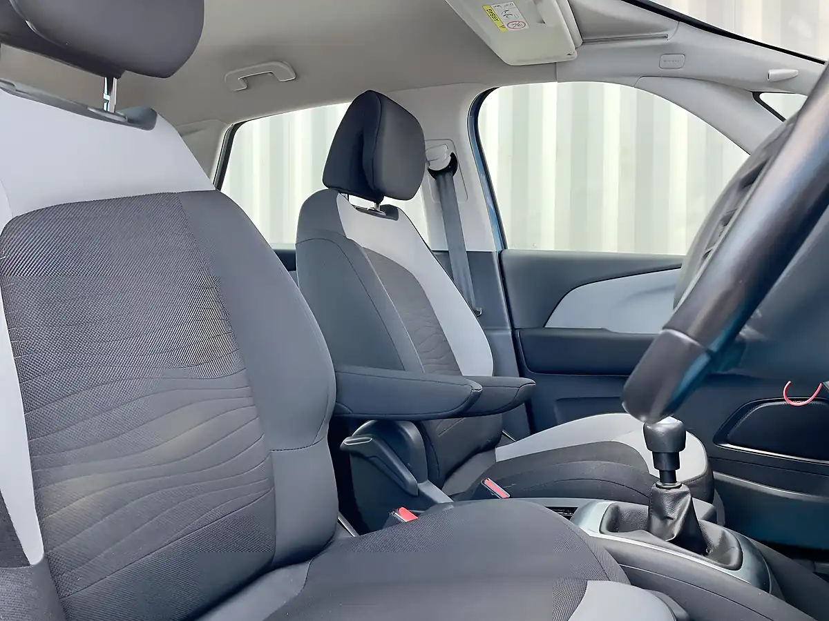 Used 2016 Citroen C4 Picasso Exclusive Blue - Interior and Exterior details 7