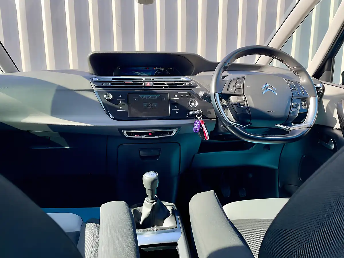 Used 2016 Citroen C4 Picasso Exclusive Blue - Interior and Exterior details 9