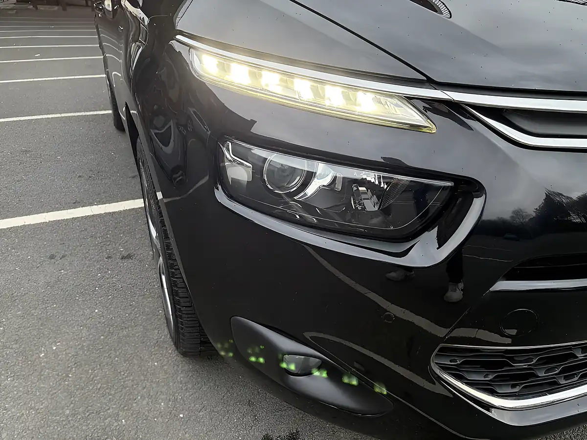 Used 2016 Citroen C4 Picasso Exclusive Plus Black - Interior and Exterior details 6