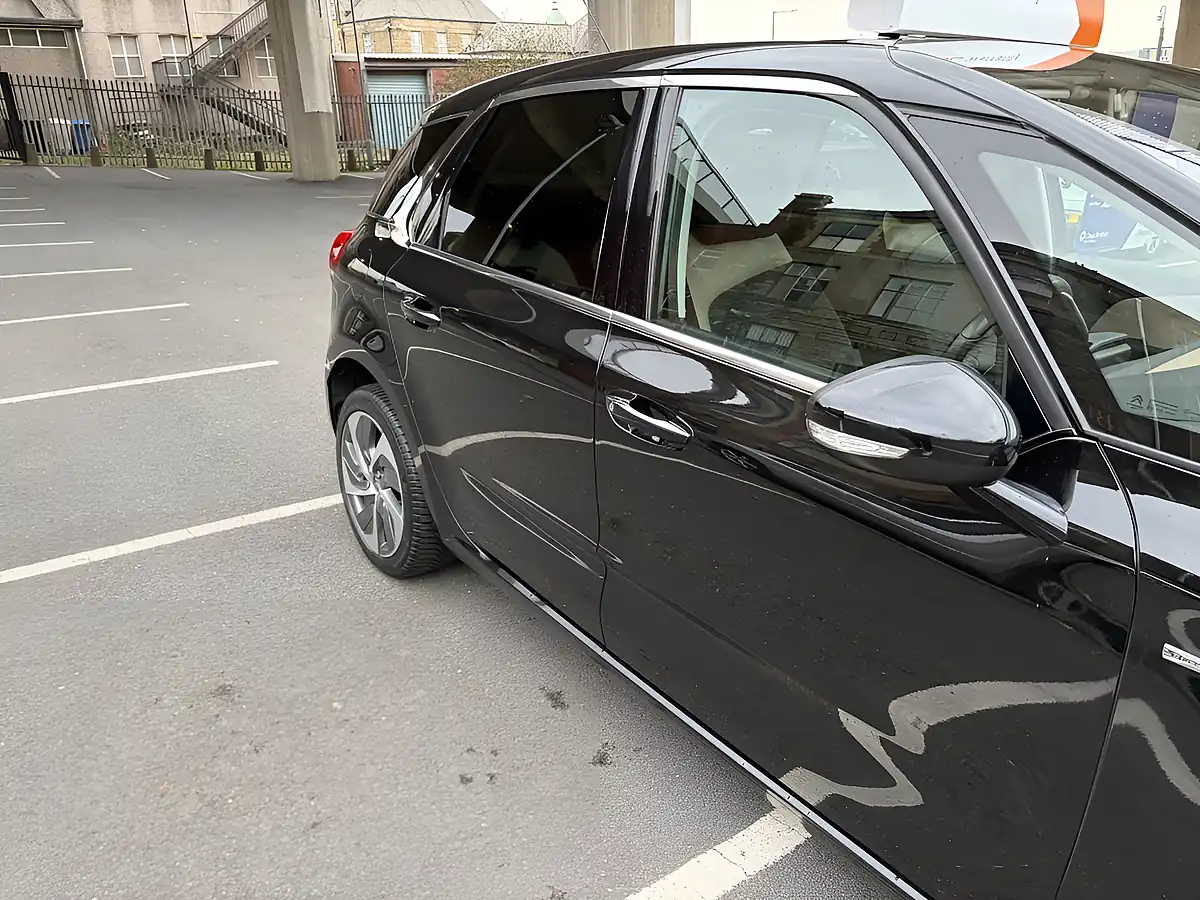 Used 2016 Citroen C4 Picasso Exclusive Plus Black - Interior and Exterior details 7