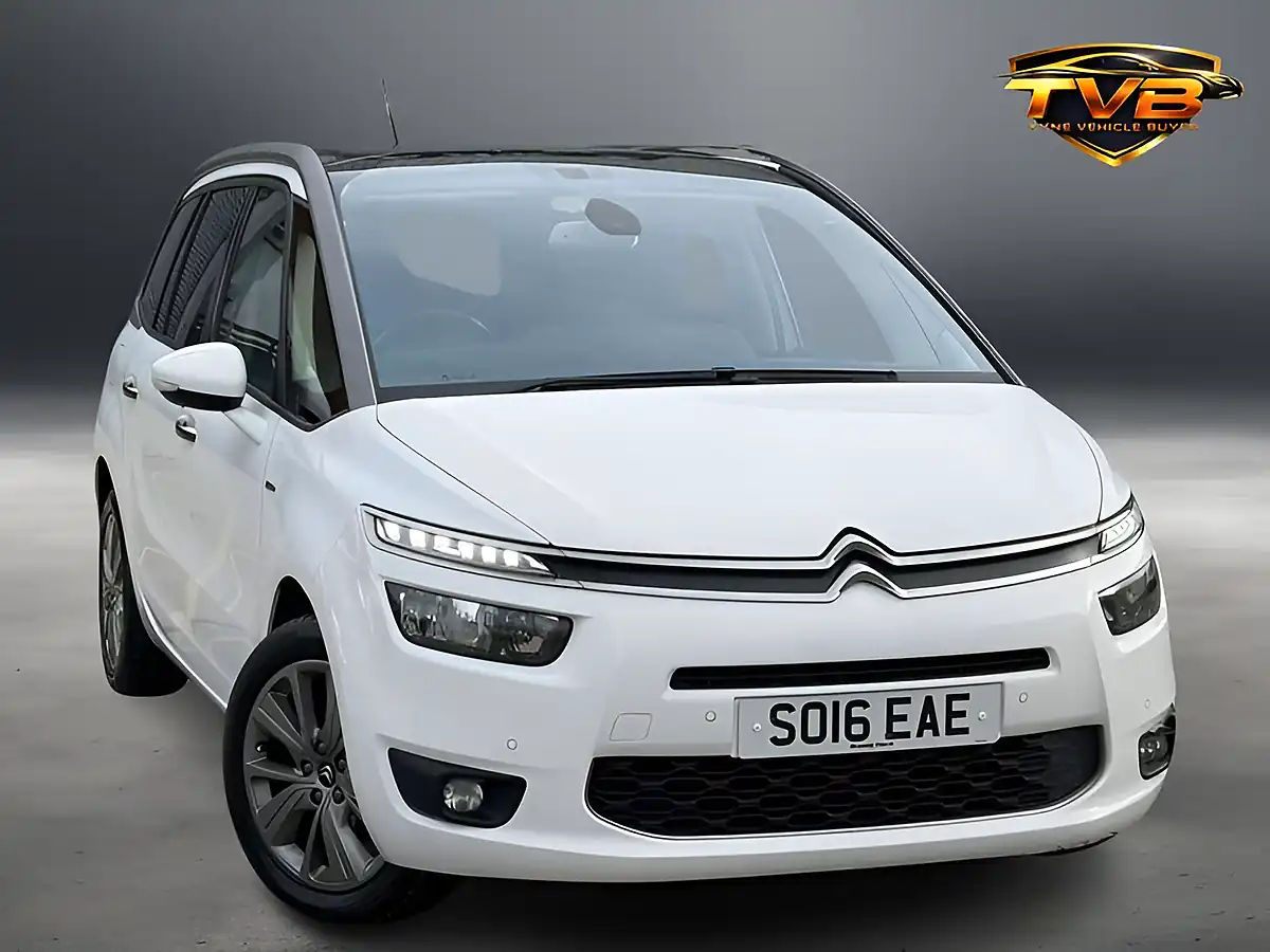 Used 2016 Citroen C4 Picasso Exclusive+ Polar White - Front View