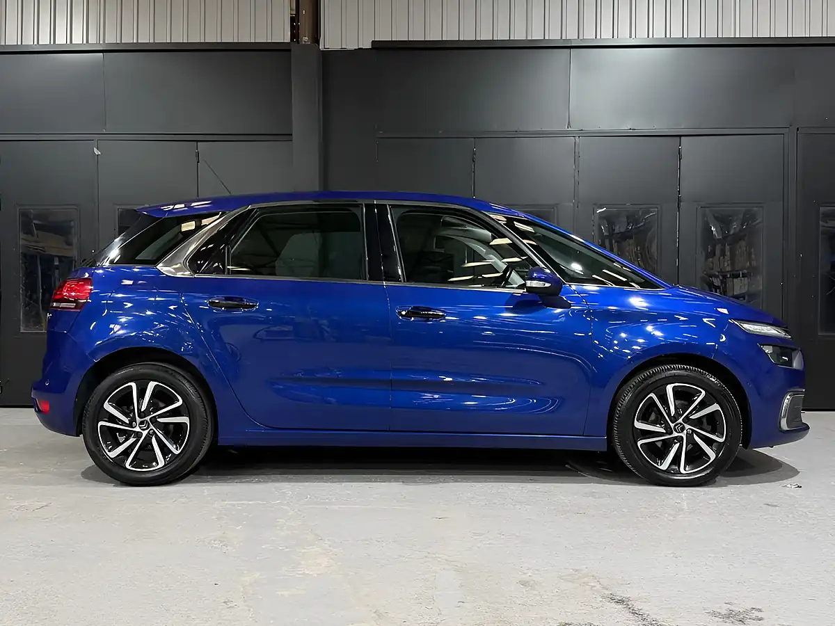 Used 2016 Citroen C4 Picasso Feel Lazuli Blue - Interior and Exterior details 4
