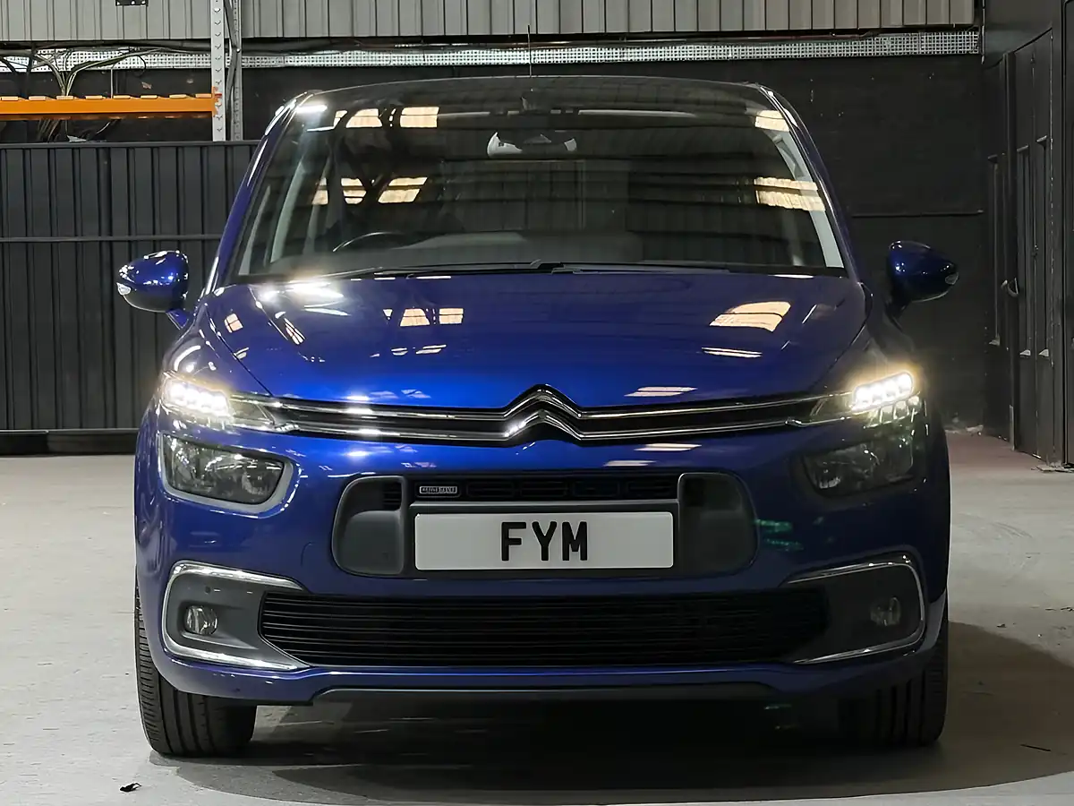 Used 2016 Citroen C4 Picasso Feel Lazuli Blue - Interior and Exterior details 7