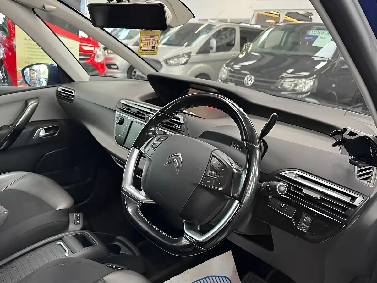Used 2016 Citroen C4 Picasso Flair Blue - Interior and Exterior details 10