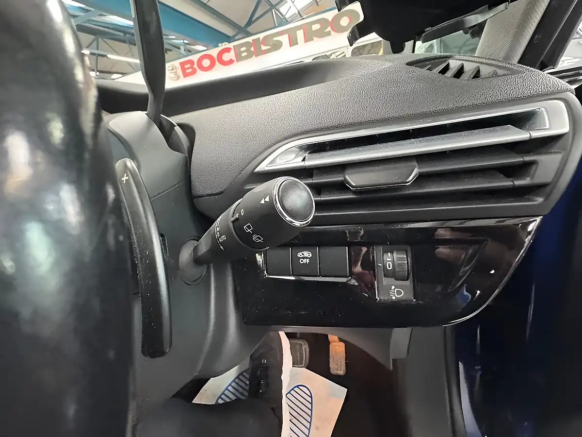 Used 2016 Citroen C4 Picasso Flair Blue - Interior and Exterior details 14