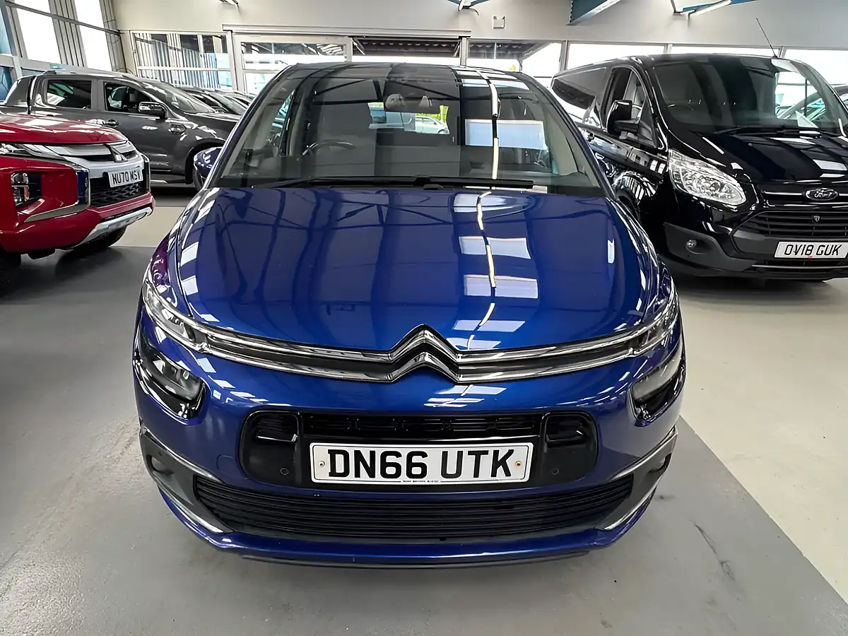 Used 2016 Citroen C4 Picasso Flair Blue - Interior and Exterior details 2