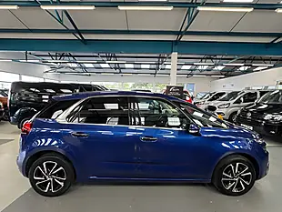 Used 2016 Citroen C4 Picasso Flair Blue - Interior and Exterior details 4