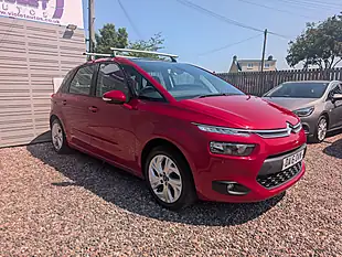 Used 2016 Citroen C4 Picasso Selection Red - Interior and Exterior details 5