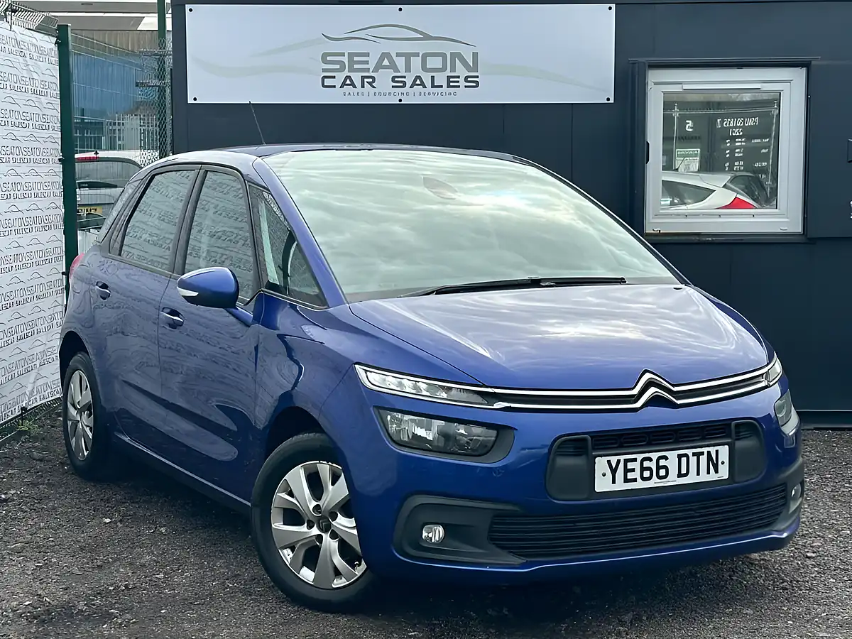 Used 2016 Citroen C4 Picasso Touch Edition Blue - Front View