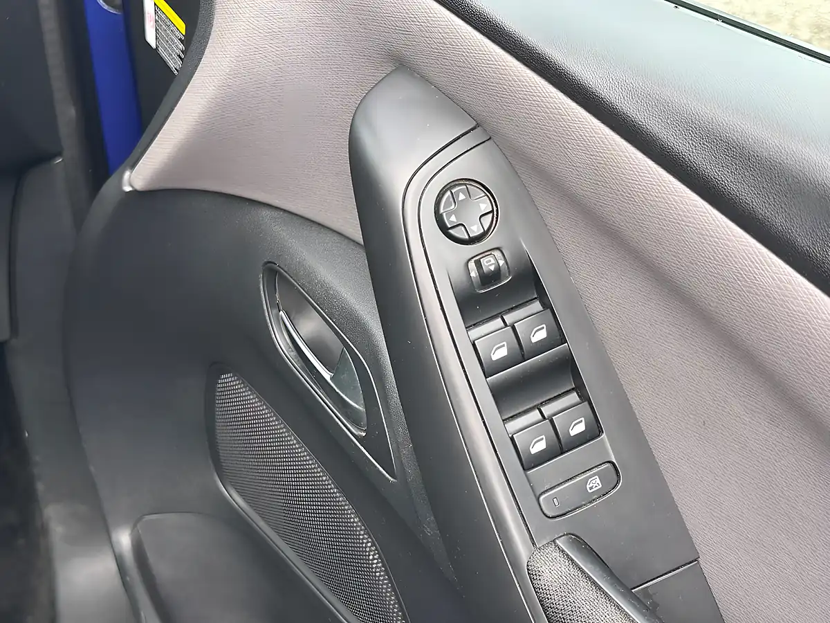 Used 2016 Citroen C4 Picasso Touch Edition Blue - Interior and Exterior details 11