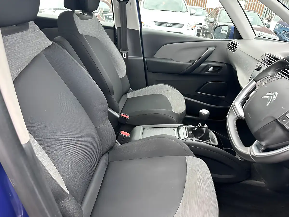 Used 2016 Citroen C4 Picasso Touch Edition Blue - Interior and Exterior details 13