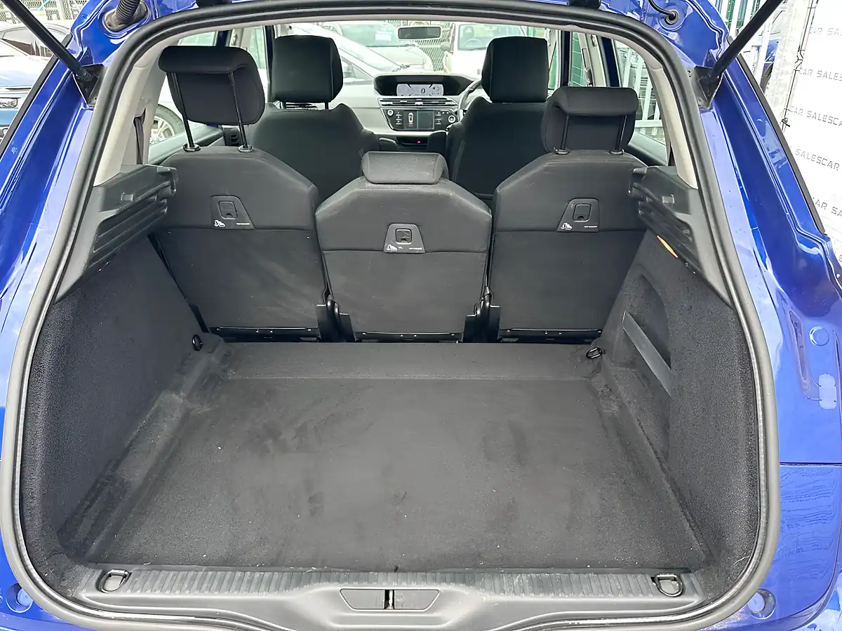 Used 2016 Citroen C4 Picasso Touch Edition Blue - Interior and Exterior details 8