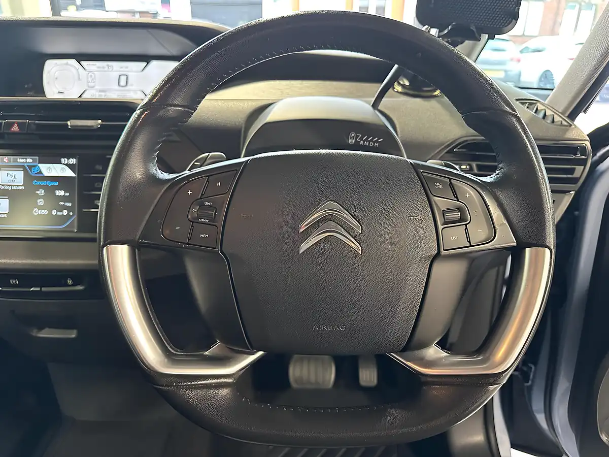 Used 2016 Citroen C4 Picasso Vtr+ Blue - Interior and Exterior details 12