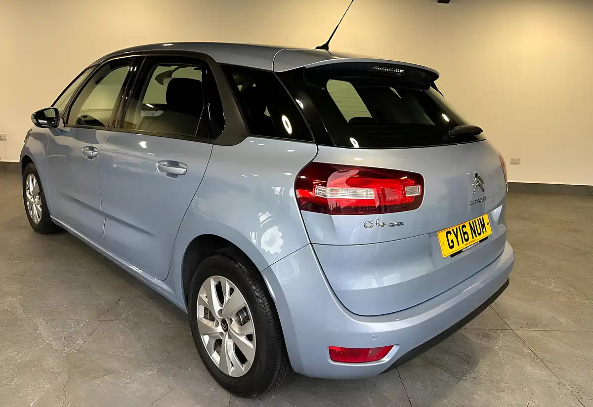 Used 2016 Citroen C4 Picasso Vtr+ Blue - Interior and Exterior details 5