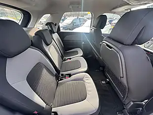Used 2016 Citroen C4 Picasso Vtr+ White - Interior and Exterior details 17