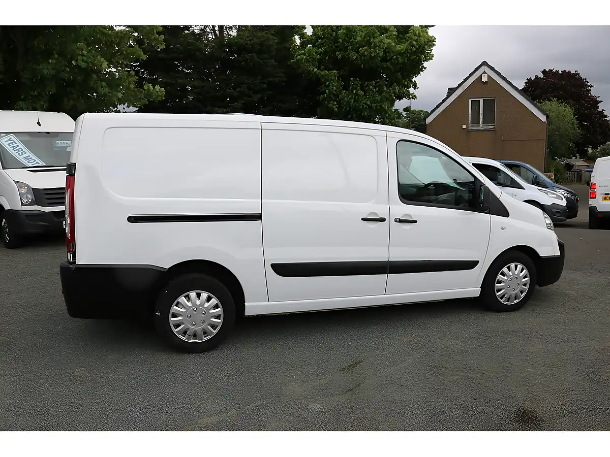 Used 2016 Citroen Dispatch Enterprise White - Interior and Exterior details 10