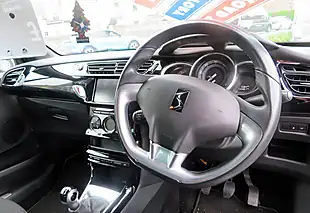 Used 2016 Citroen DS3 D-Style Metallic Blue - Interior and Exterior details 11