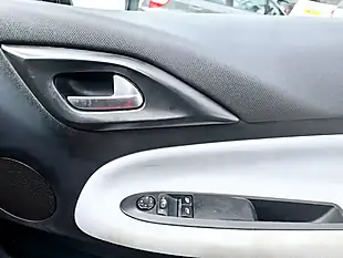 Used 2016 Citroen DS3 Dstyle Dsign Red - Interior and Exterior details 14