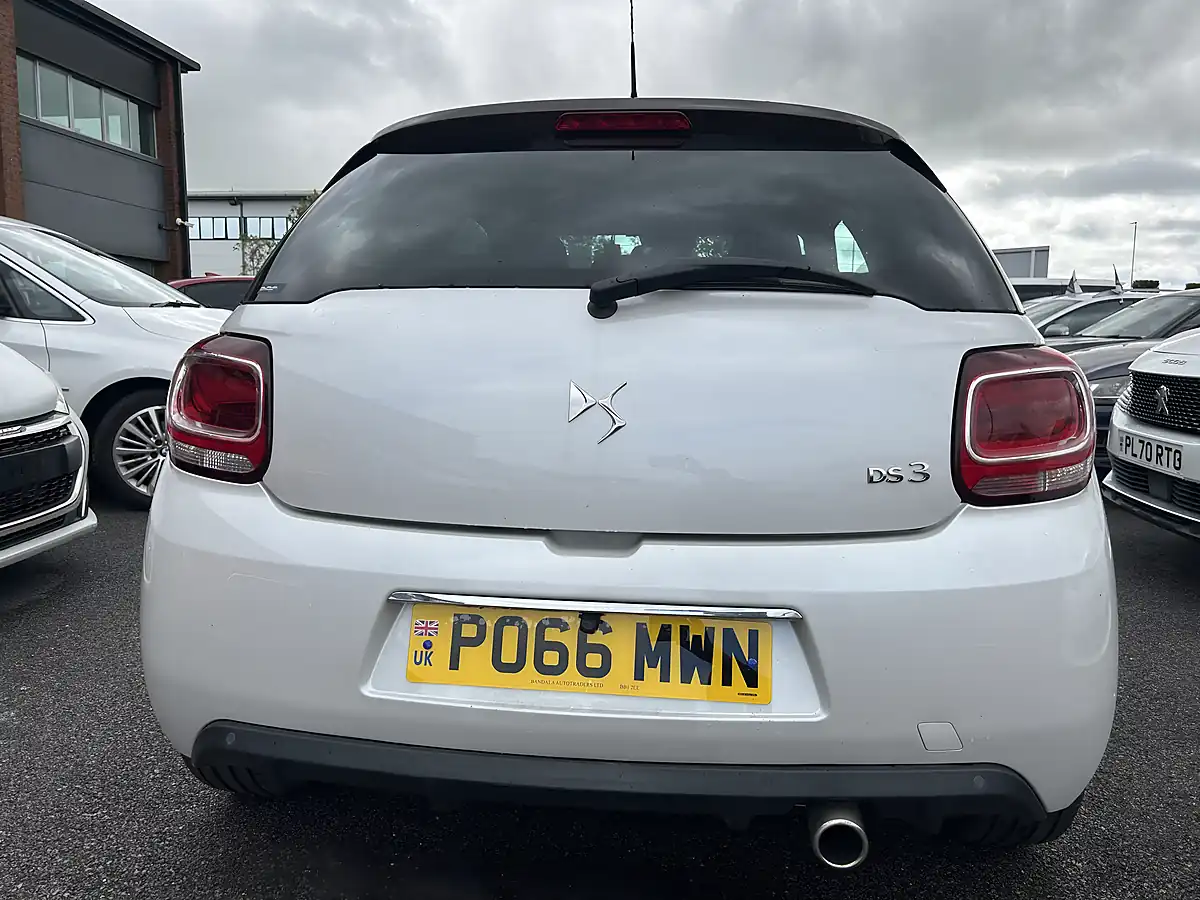 Used 2016 Citroen DS3 White - Interior and Exterior details 5