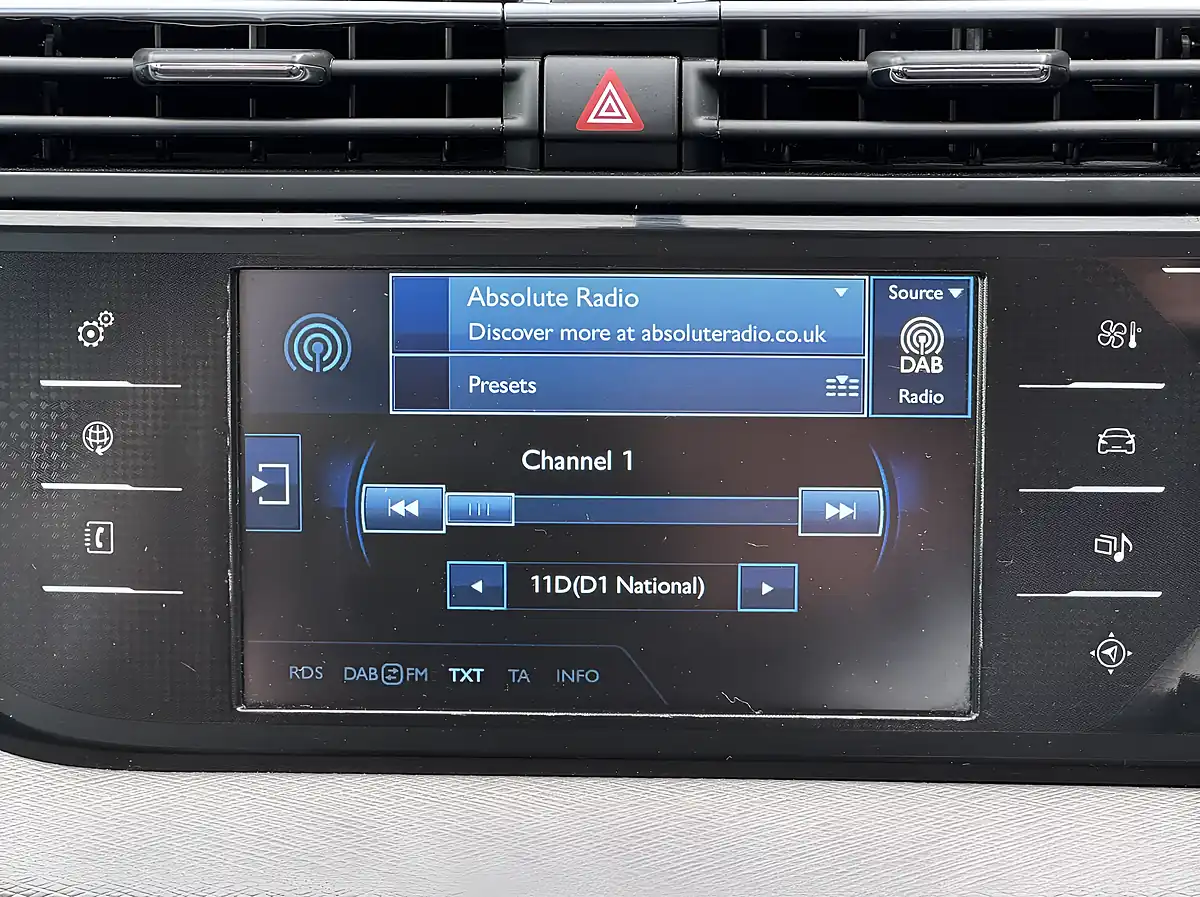Used 2016 Citroen Grand C4 Picasso Exclusive 7 Seater Silver - Interior and Exterior details 16