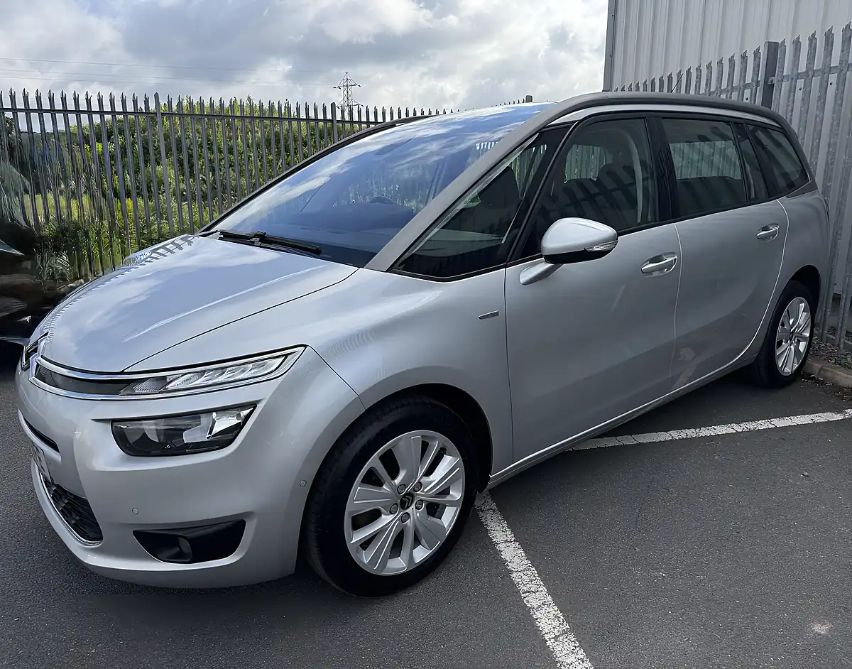 Used 2016 Citroen Grand C4 Picasso Exclusive 7 Seater Silver - Interior and Exterior details 2
