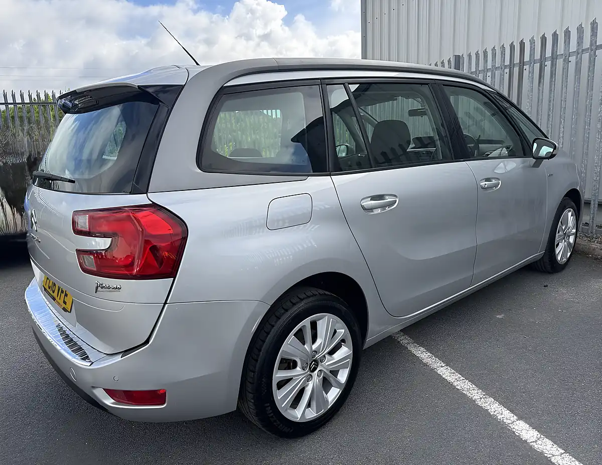 Used 2016 Citroen Grand C4 Picasso Exclusive 7 Seater Silver - Interior and Exterior details 5