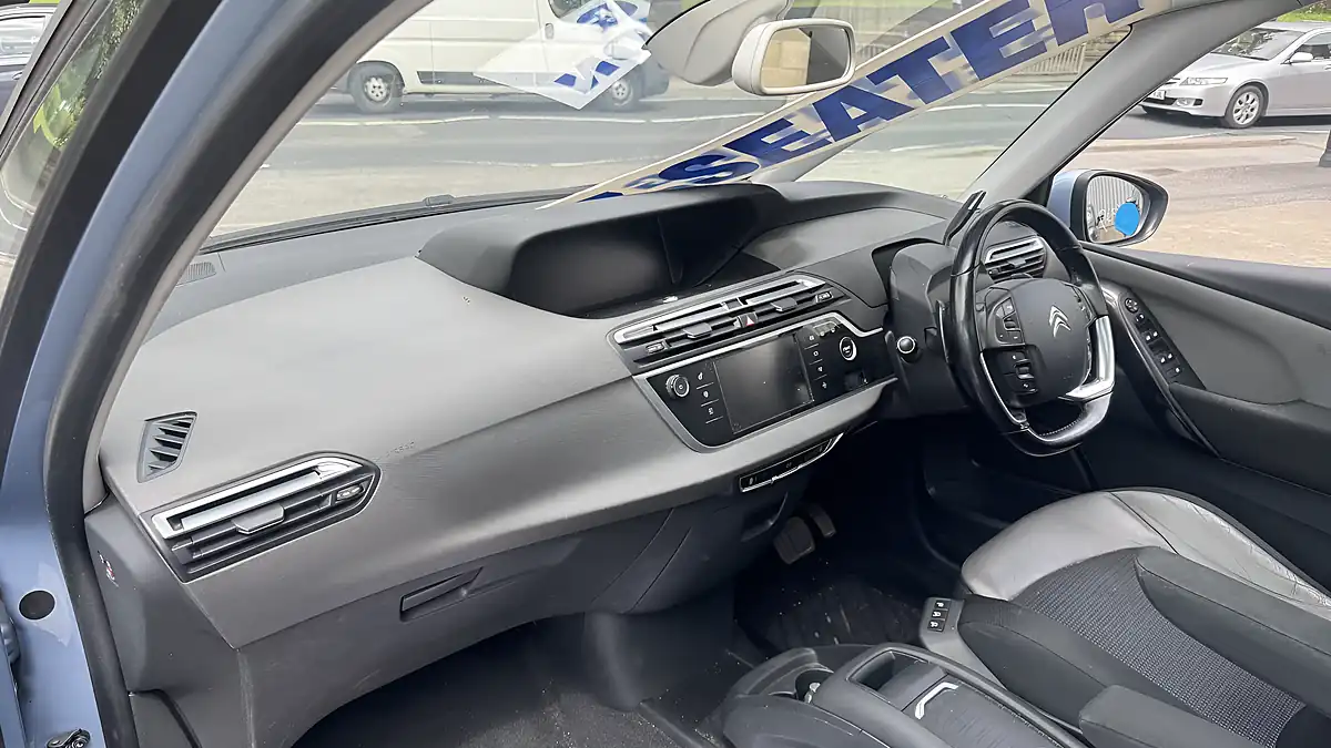 Used 2016 Citroen Grand C4 Picasso Exclusive+ Blue - Interior and Exterior details 2
