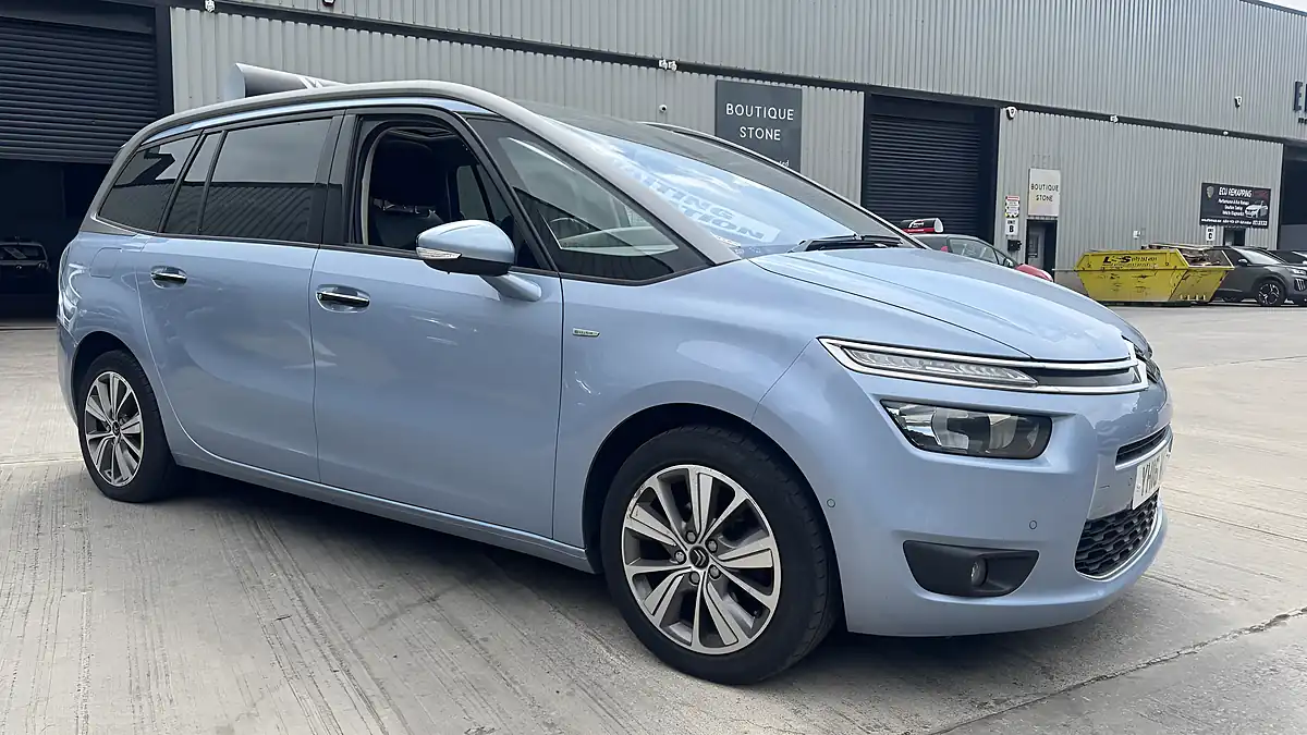 Used 2016 Citroen Grand C4 Picasso Exclusive+ Blue - Interior and Exterior details 6