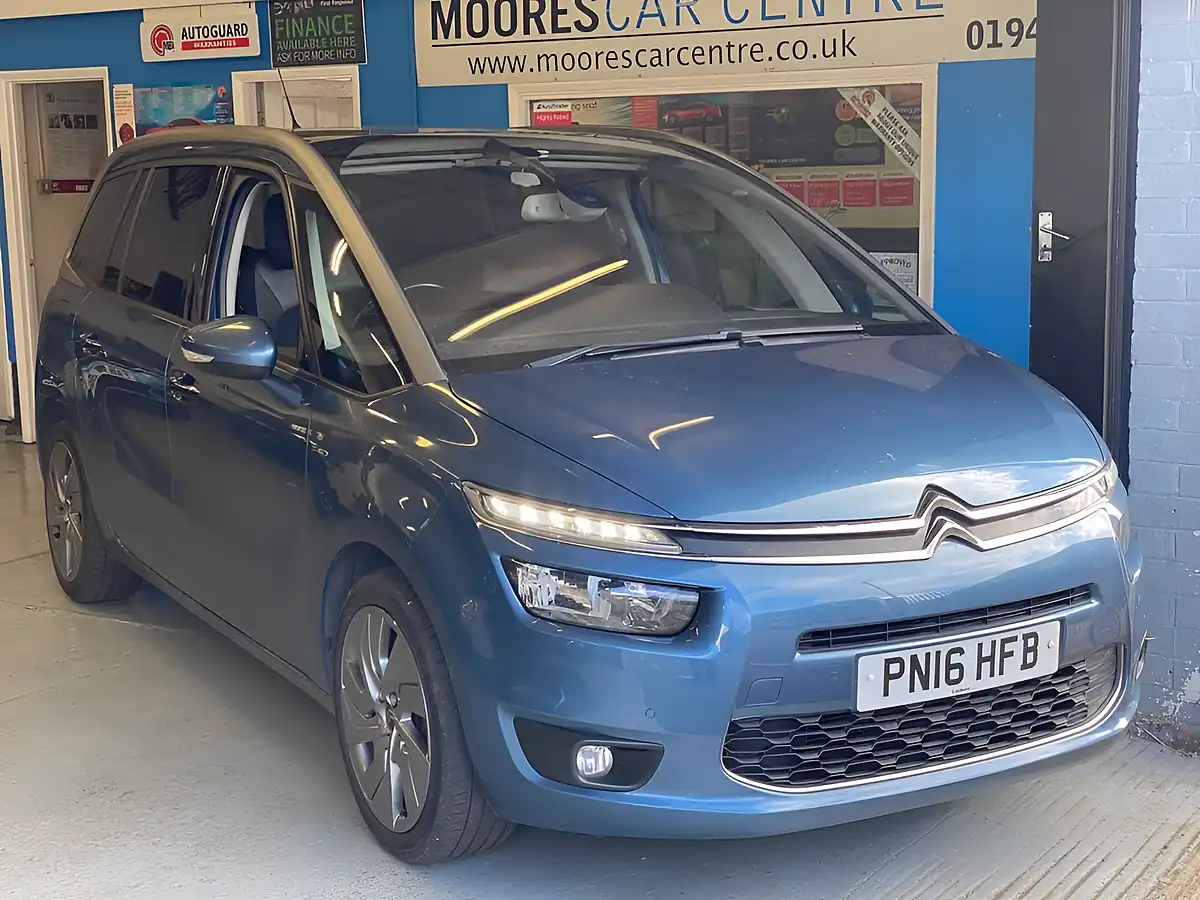 Used 2016 Citroen Grand C4 Picasso Exclusive+ Blue - Interior and Exterior details 5