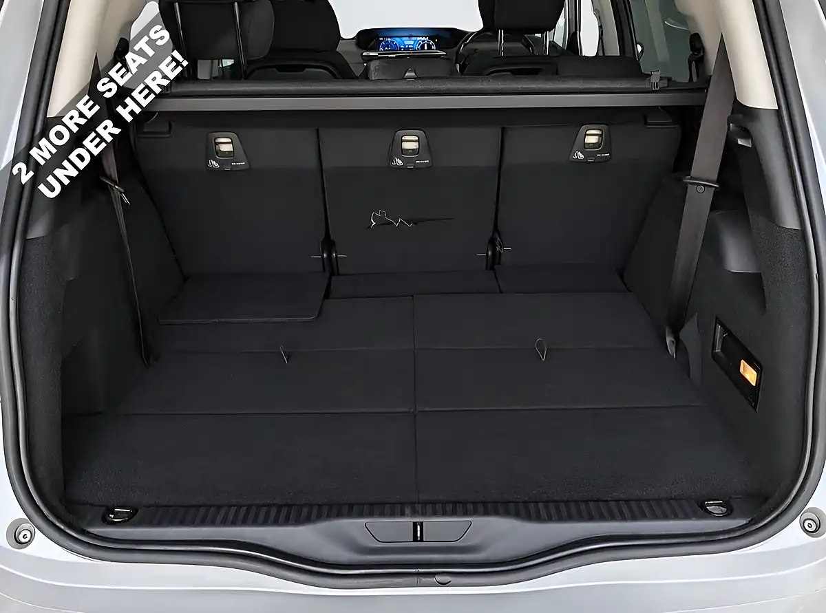 Used 2016 Citroen Grand C4 Picasso Exclusive Plus Silver - Interior and Exterior details 8