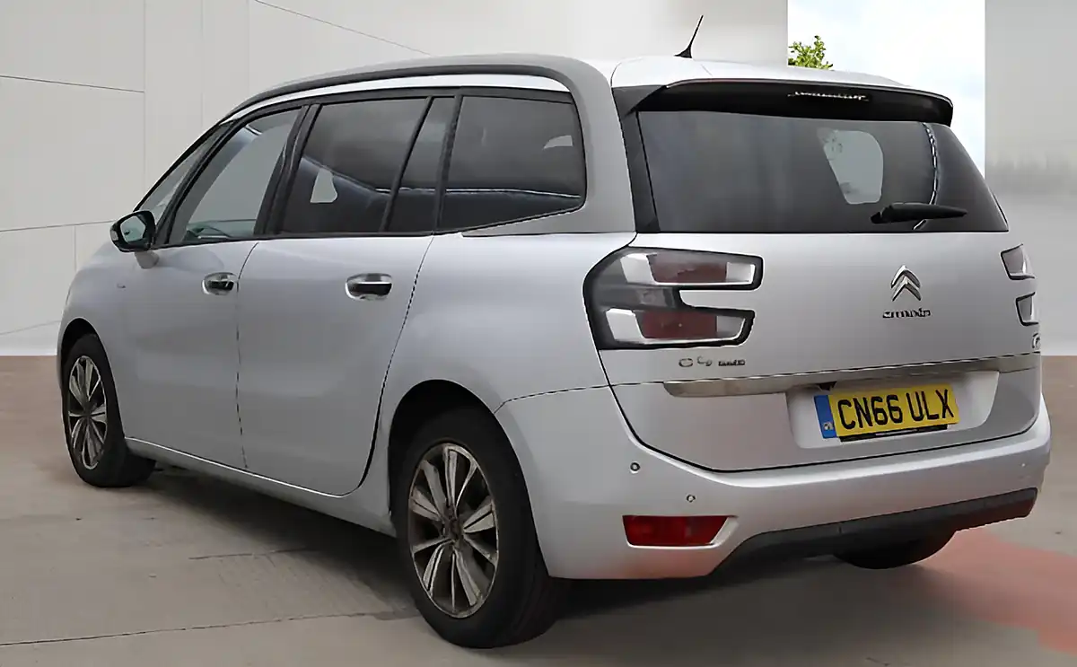 Used 2016 Citroen Grand C4 Picasso Exclusive+ Silver - Interior and Exterior details 6