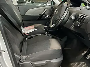 Used 2016 Citroen Grand C4 Picasso Exclusive+ Silver - Interior and Exterior details 7