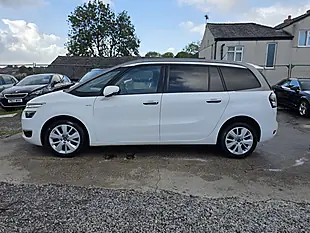 Used 2016 Citroen Grand C4 Picasso Exclusive+ White - Interior and Exterior details 5