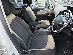 Used 2016 Citroen Grand C4 Picasso Exclusive+ White - Interior and Exterior details 9