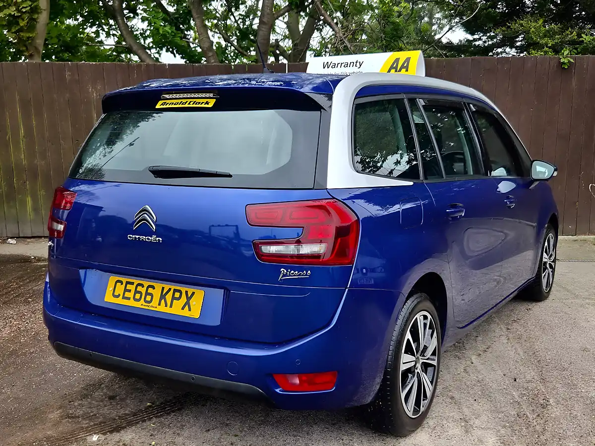 Used 2016 Citroen Grand C4 Picasso Feel Blue - Interior and Exterior details 8