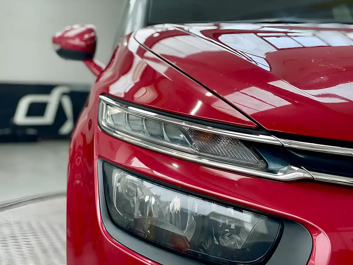 Used 2016 Citroen Grand C4 Picasso Feel Red - Interior and Exterior details 13