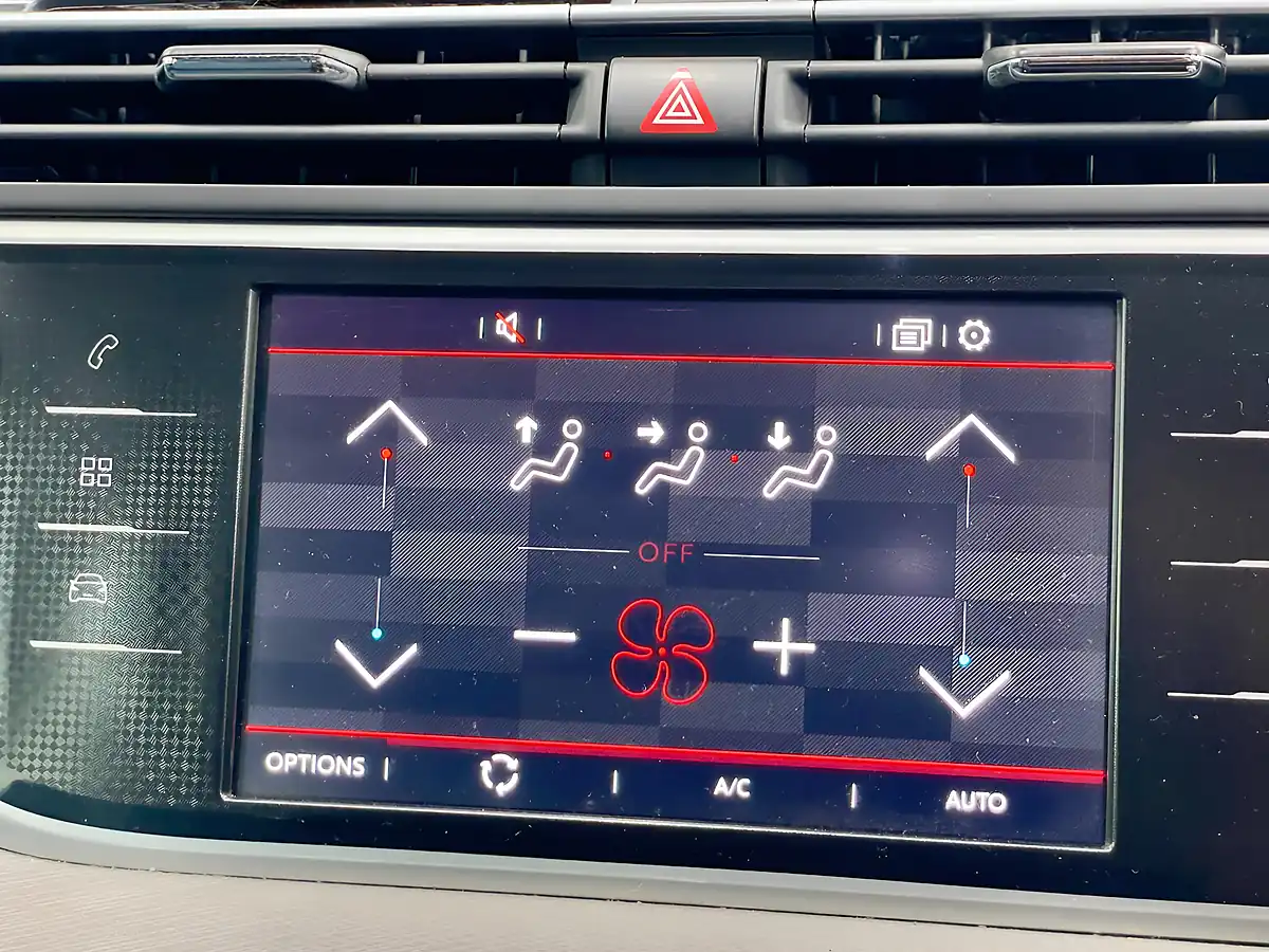 Used 2016 Citroen Grand C4 Picasso Feel Red - Interior and Exterior details 19