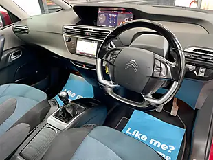 Used 2016 Citroen Grand C4 Picasso Feel Red - Interior and Exterior details 6