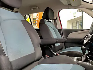 Used 2016 Citroen Grand C4 Picasso Feel Red - Interior and Exterior details 7