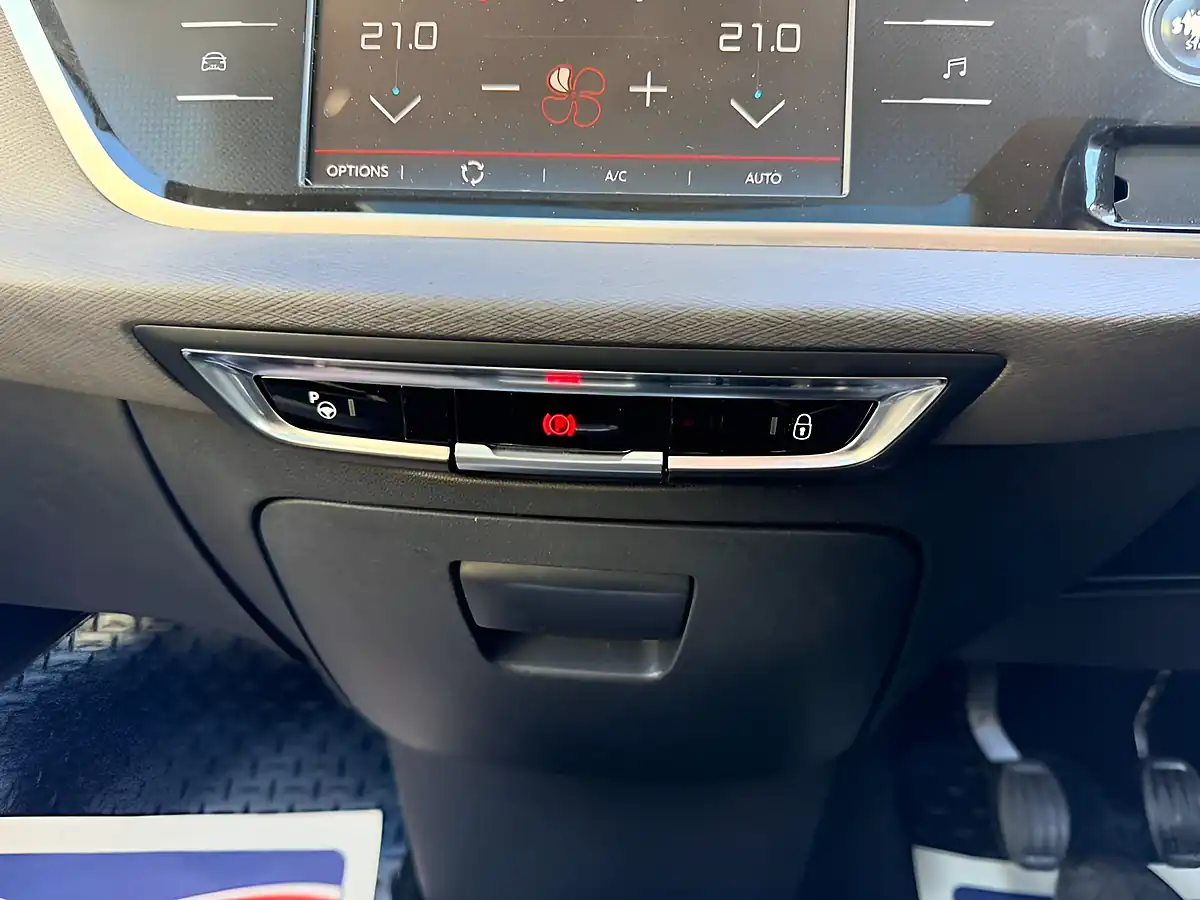 Used 2016 Citroen Grand C4 Picasso Flair Grey - Interior and Exterior details 14