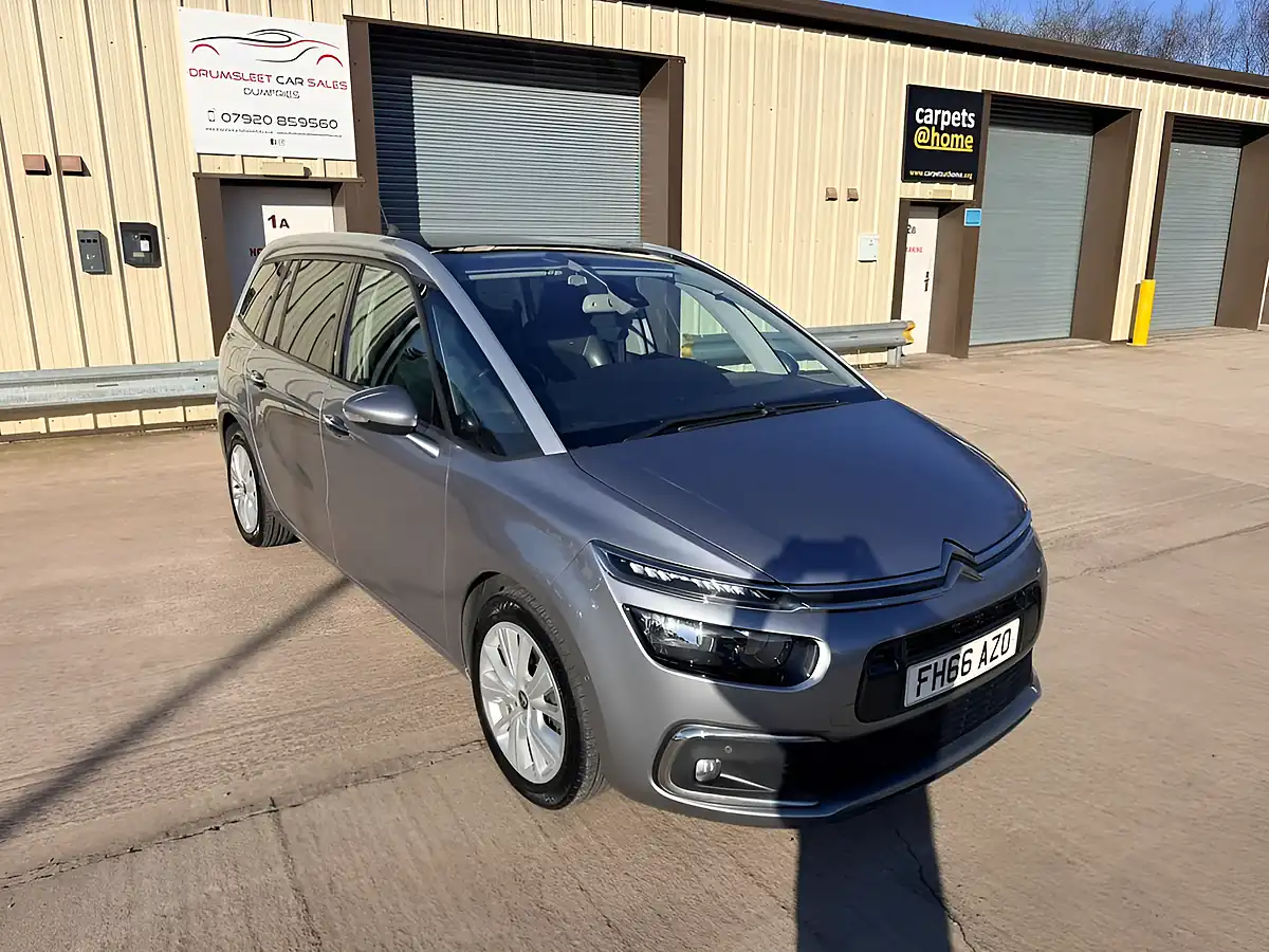 Used 2016 Citroen Grand C4 Picasso Flair Grey - Interior and Exterior details 2