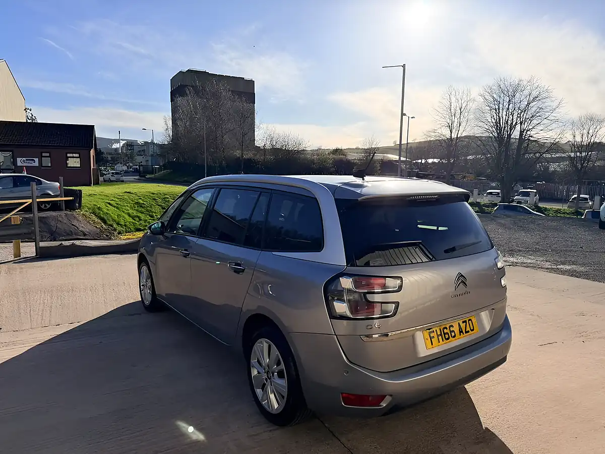 Used 2016 Citroen Grand C4 Picasso Flair Grey - Interior and Exterior details 7