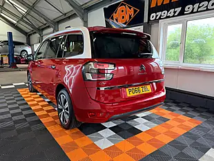 Used 2016 Citroen Grand C4 Picasso Flair Red - Interior and Exterior details 4