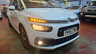 Used 2016 Citroen Grand C4 Picasso Flair White - Interior and Exterior details 3