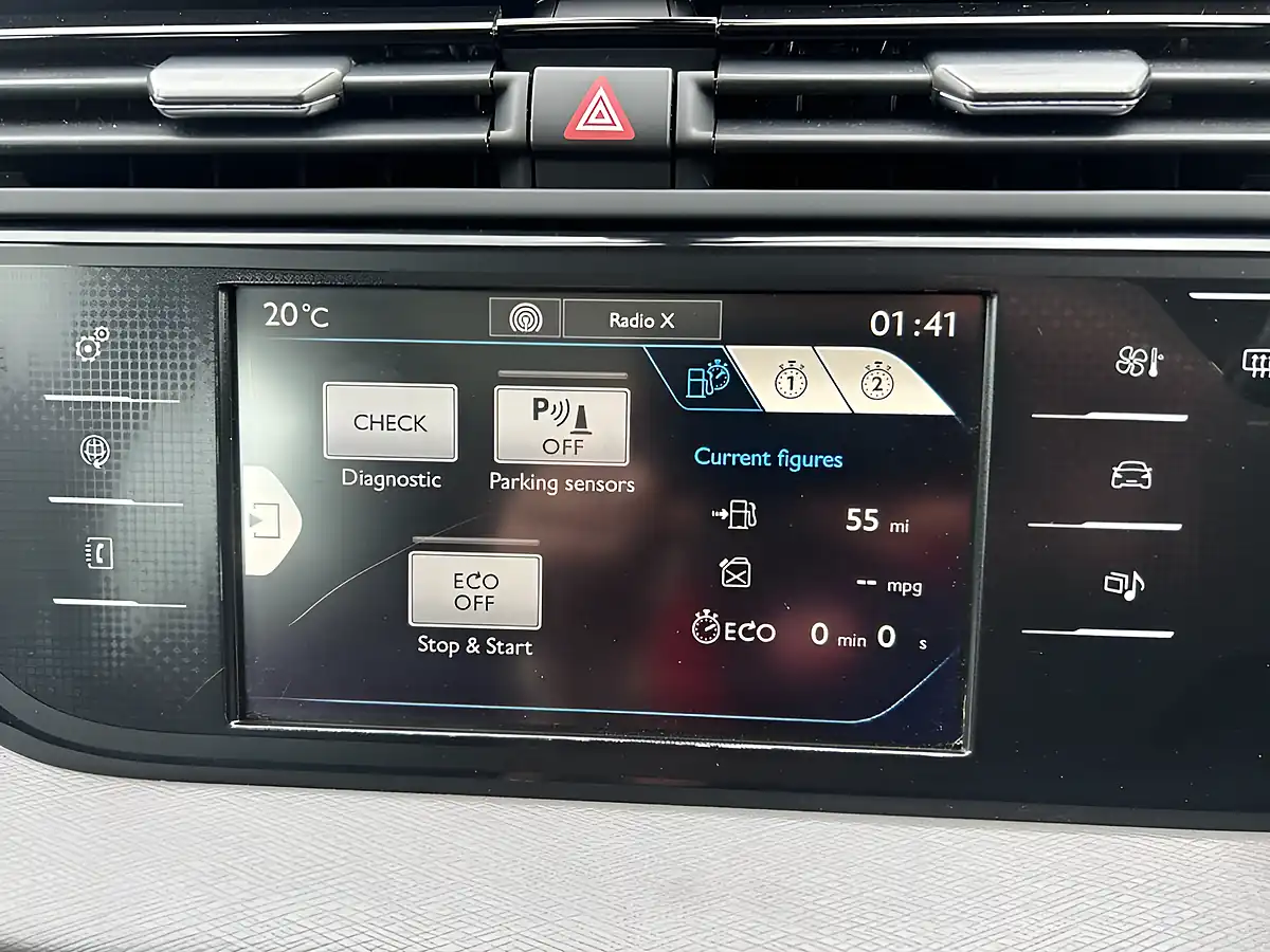 Used 2016 Citroen Grand C4 Picasso Selection Blue - Interior and Exterior details 11