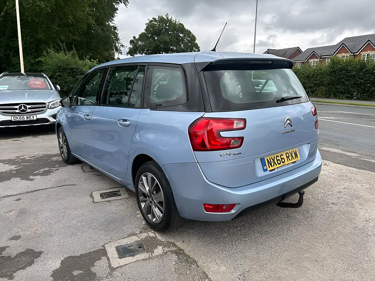 Used 2016 Citroen Grand C4 Picasso Selection Blue - Interior and Exterior details 2