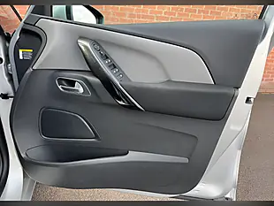 Used 2016 Citroen Grand C4 Picasso Silver - Interior and Exterior details 11