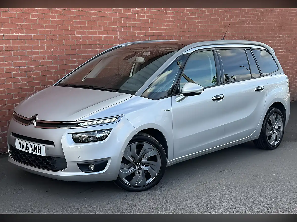 Used 2016 Citroen Grand C4 Picasso Silver - Interior and Exterior details 6