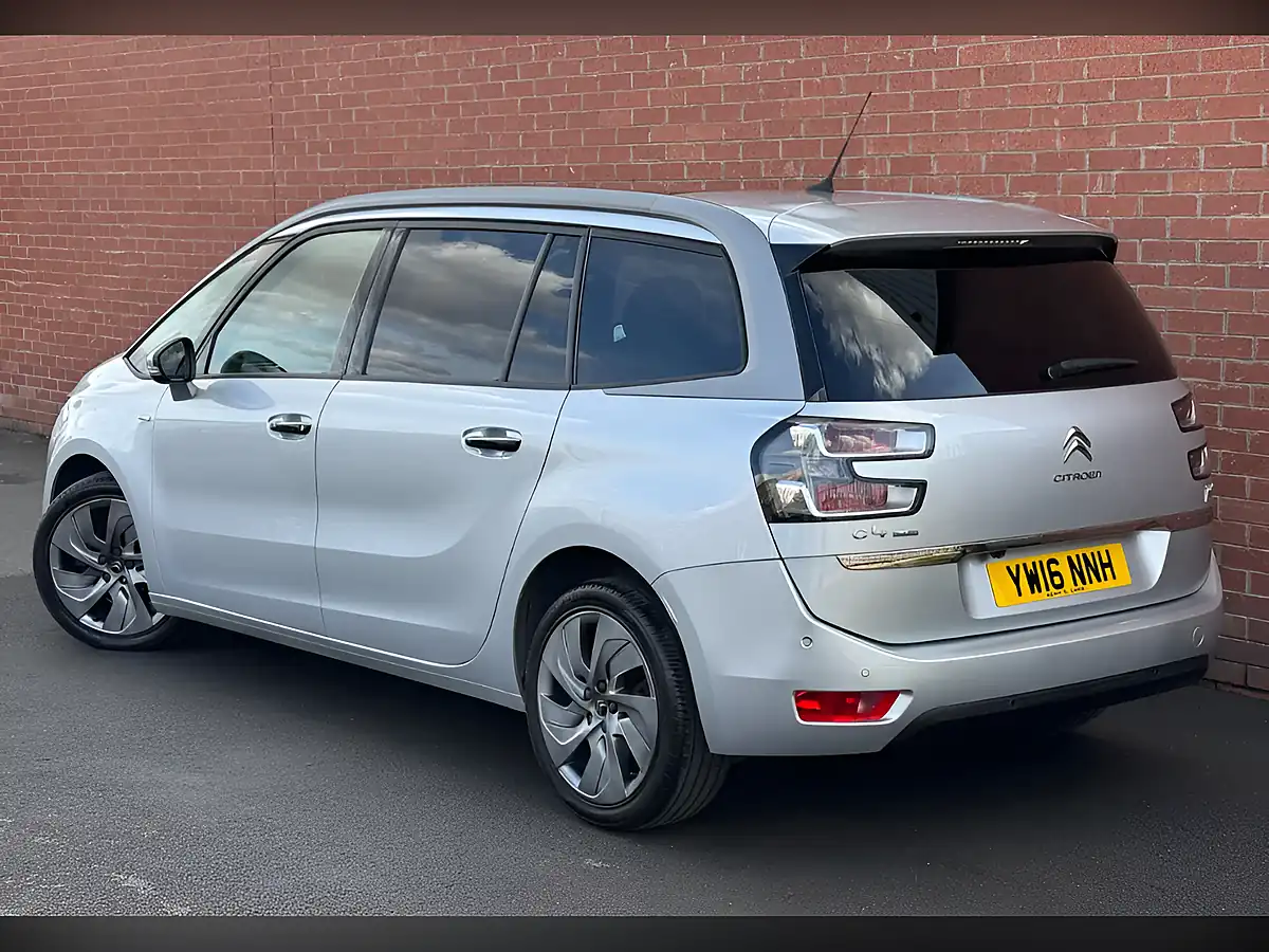 Used 2016 Citroen Grand C4 Picasso Silver - Interior and Exterior details 8